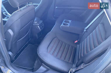 Седан Ford Fusion 2015 в 