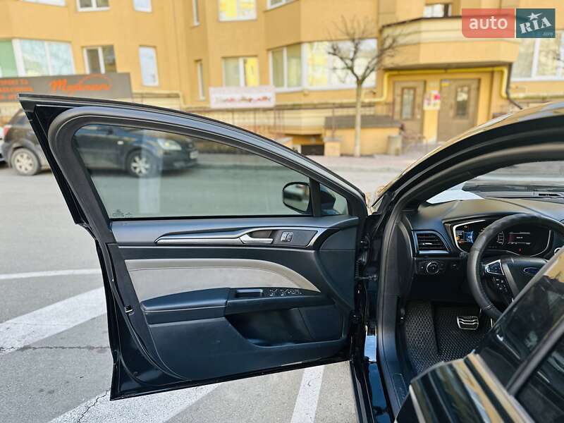 Седан Ford Fusion 2016 в Киеве