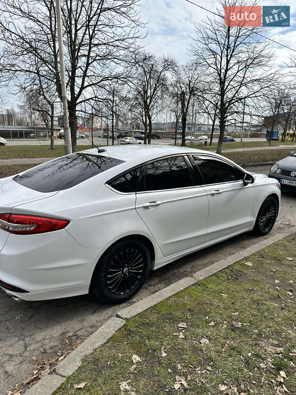 Ford Fusion 2016