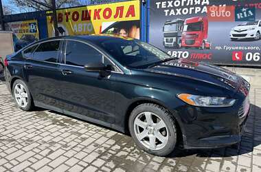 Седан Ford Fusion 2014 в 