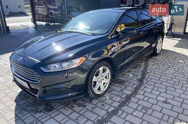 Седан Ford Fusion 2014 в 