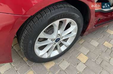 Седан Ford Fusion 2019 в 