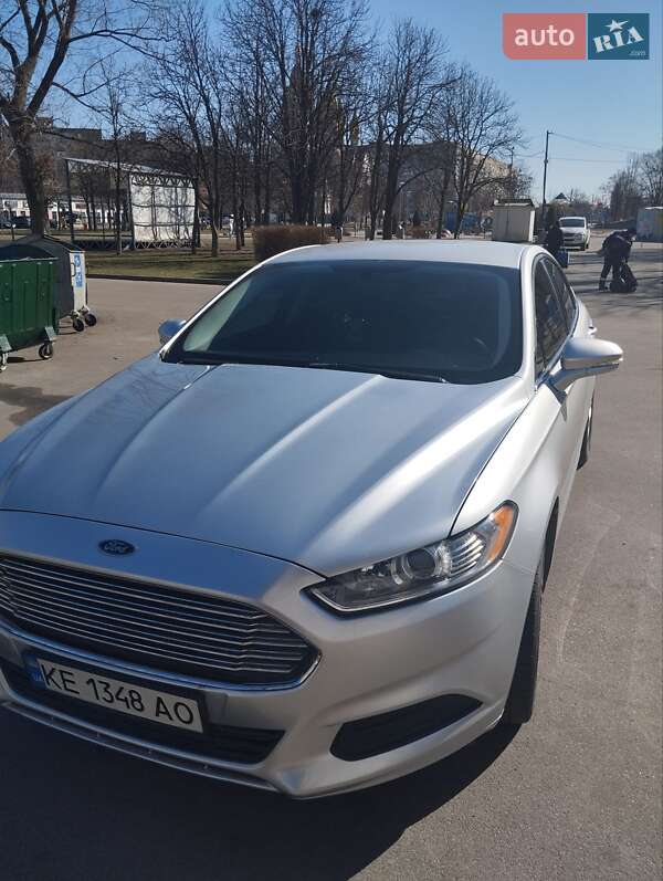 Седан Ford Fusion 2016 в Днепре