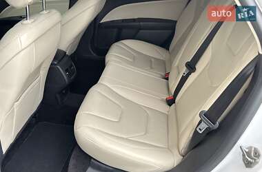 Седан Ford Fusion 2017 в 