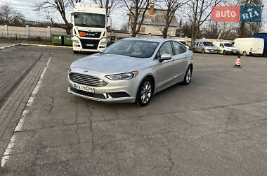 Седан Ford Fusion 2017 в 