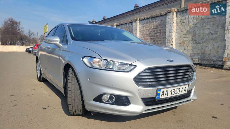 Седан Ford Fusion 2016 в Києві