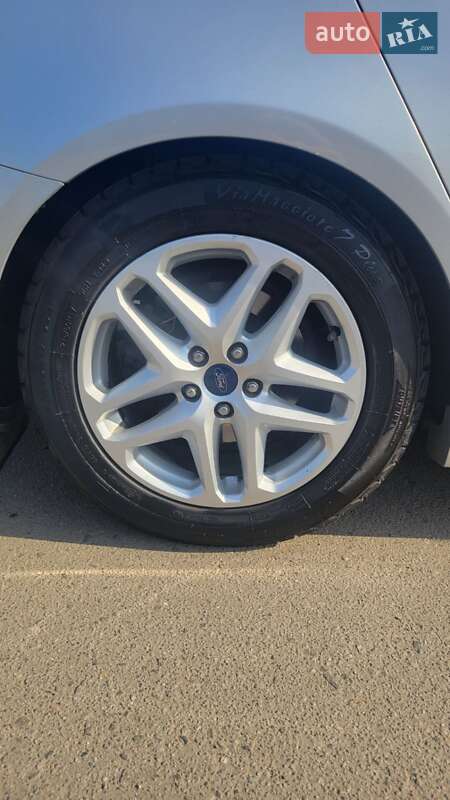 Седан Ford Fusion 2016 в Києві