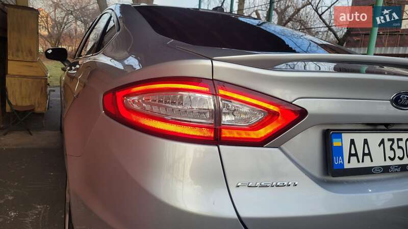 Седан Ford Fusion 2016 в Києві