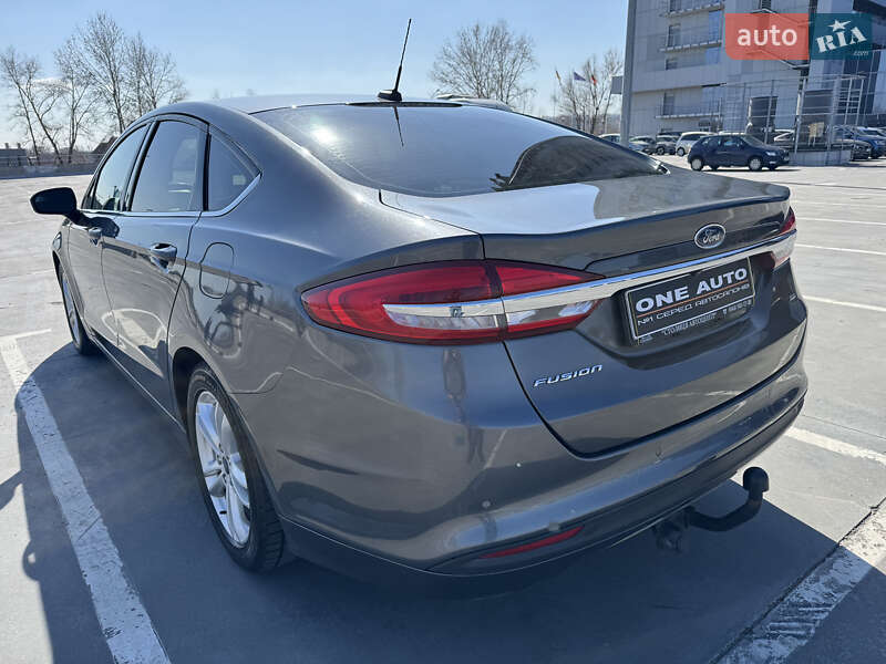 Седан Ford Fusion 2018 в Києві