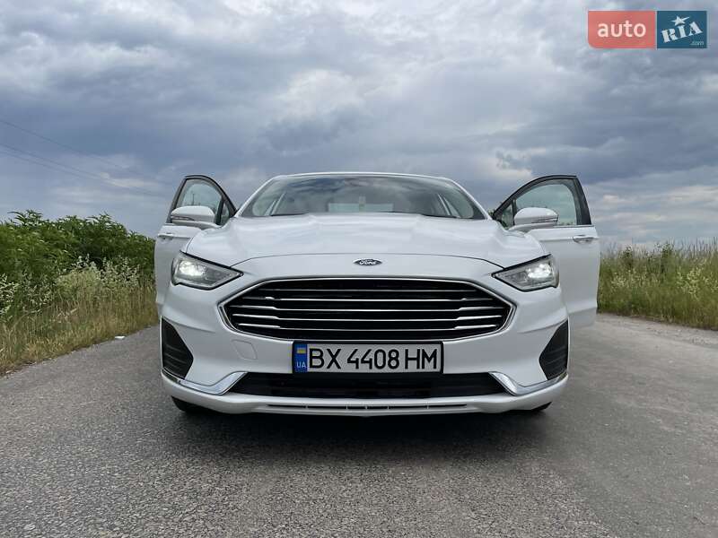 Седан Ford Fusion 2019 в Хмельницком
