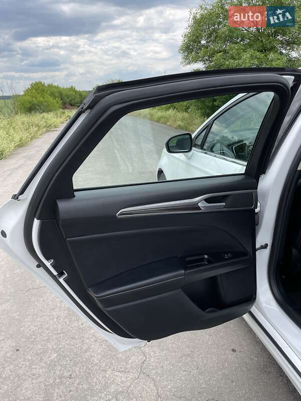 Седан Ford Fusion 2019 в Хмельницком