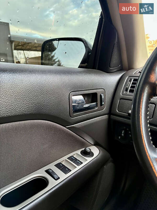 Седан Ford Fusion 2012 в Кропивницком