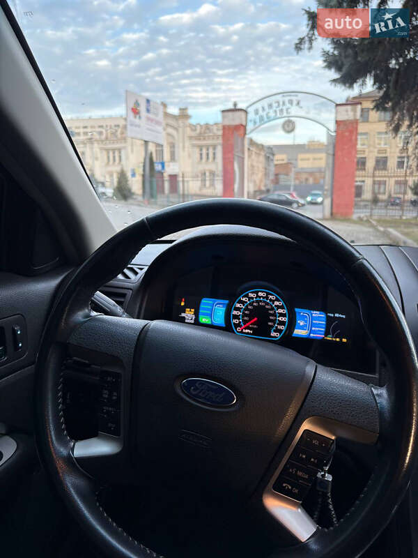 Седан Ford Fusion 2012 в Кропивницком