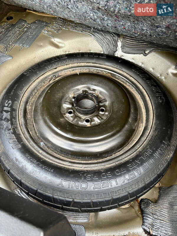 Седан Ford Fusion 2012 в Кропивницком