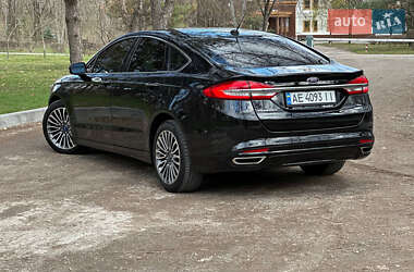 Седан Ford Fusion 2017 в 