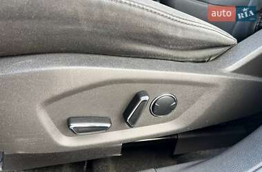 Седан Ford Fusion 2013 в 
