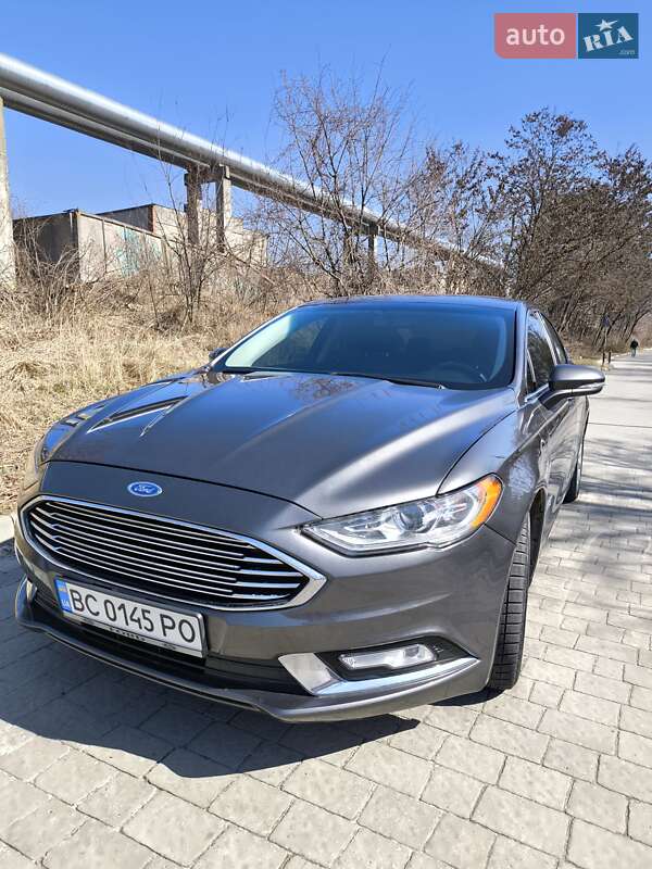 Седан Ford Fusion 2016 в 