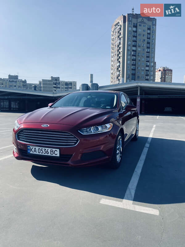 Седан Ford Fusion 2012 в Києві