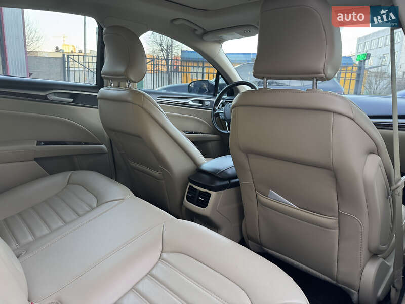Седан Ford Fusion 2015 в Києві фото 14 Седан Ford Fusion 2015 в Києві