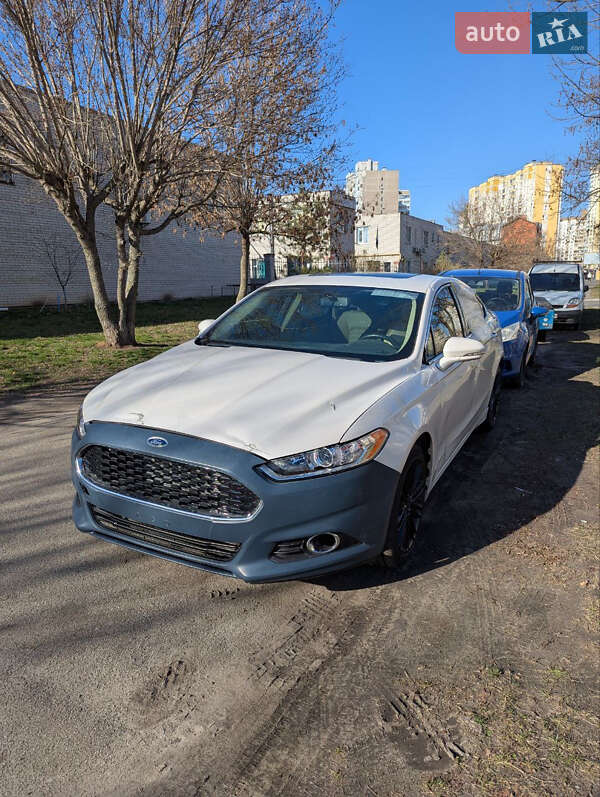 Седан Ford Fusion 2015 в Киеве
