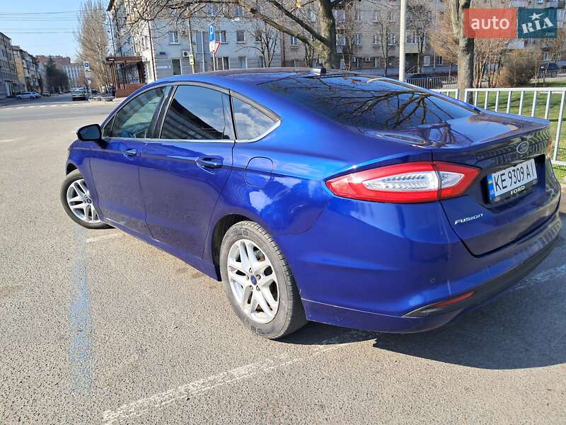 Седан Ford Fusion 2015 в Днепре