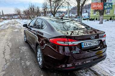 Седан Ford Fusion 2017 в 
