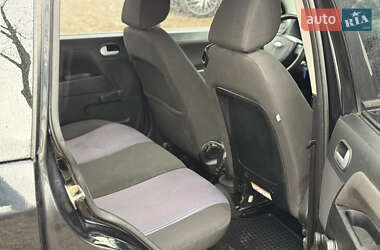 Хэтчбек Ford Fusion 2008 в 