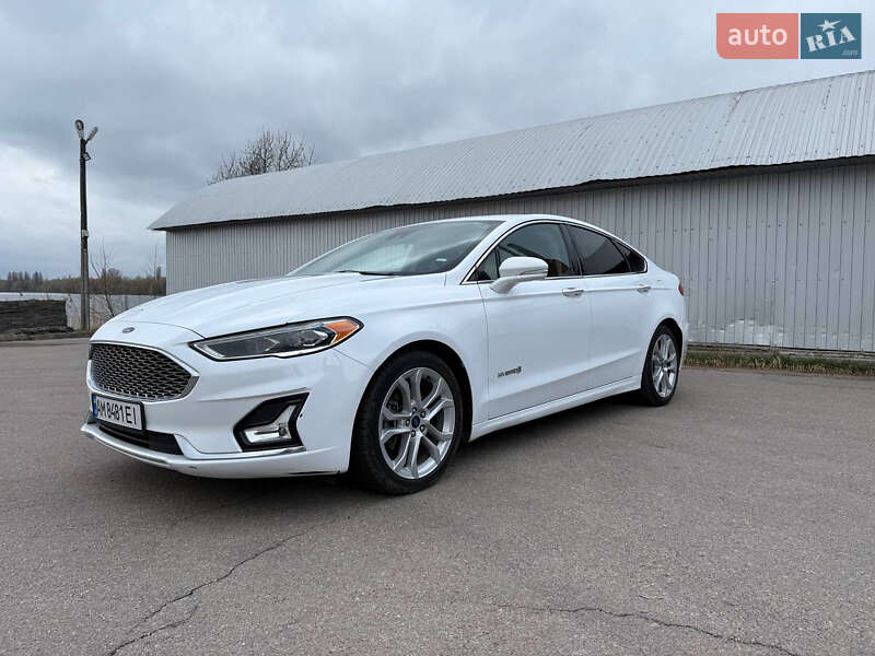 Седан Ford Fusion 2018 в Бердичеві