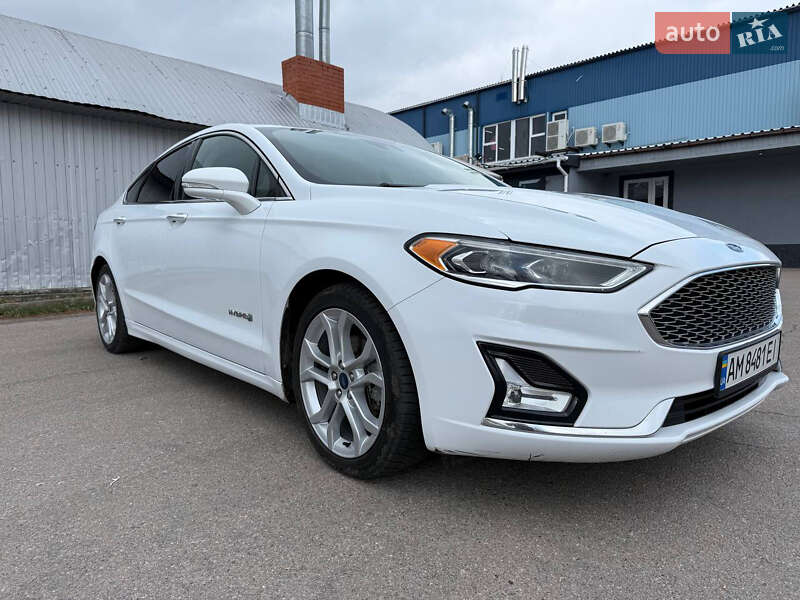 Седан Ford Fusion 2018 в Бердичеві