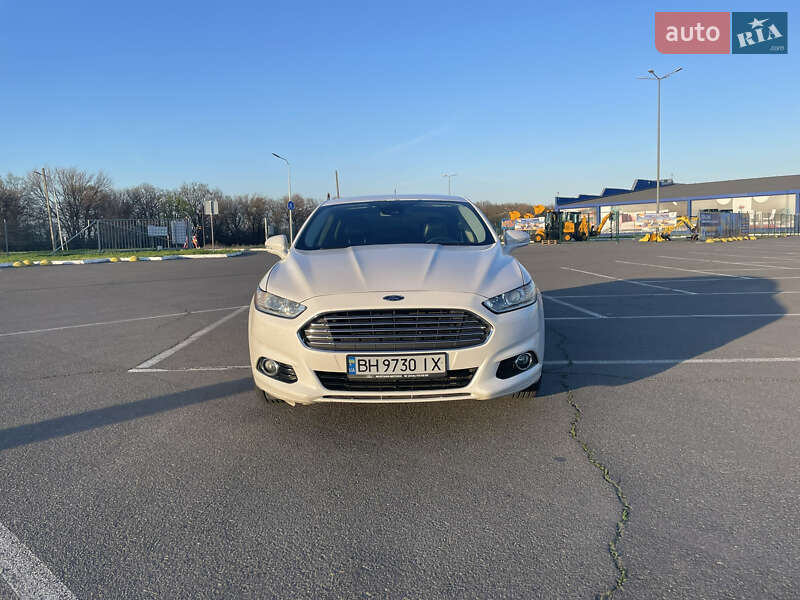 Седан Ford Fusion 2013 в Одесі