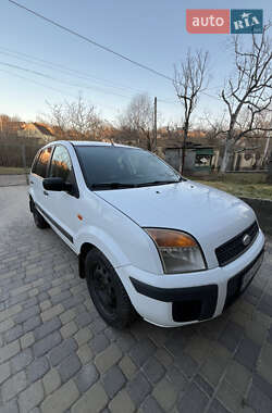 Хэтчбек Ford Fusion 2008 в 