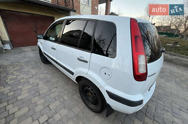 Хэтчбек Ford Fusion 2008 в 