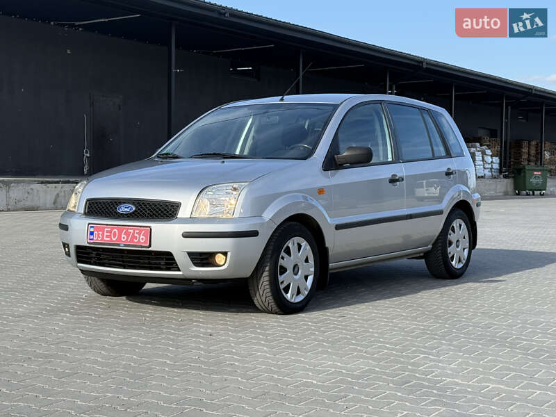 Ford Fusion 2004