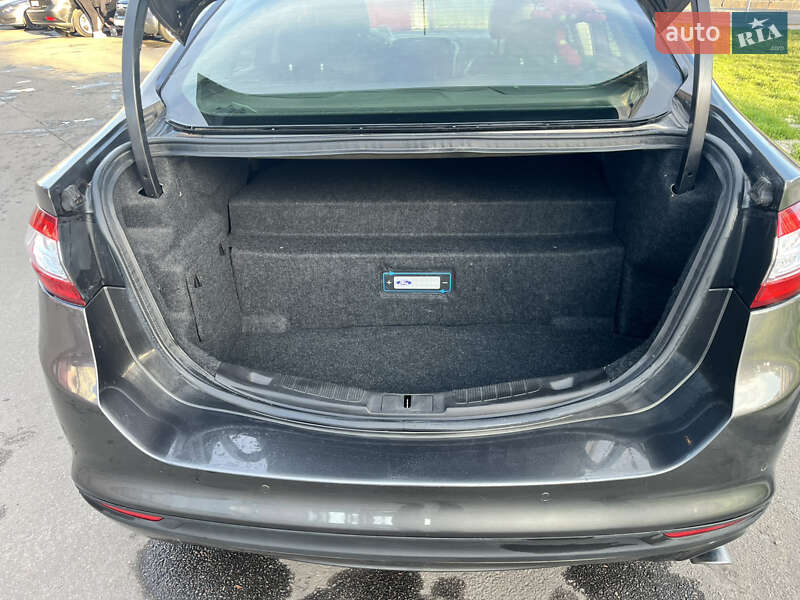 Седан Ford Fusion 2015 в Киеве
