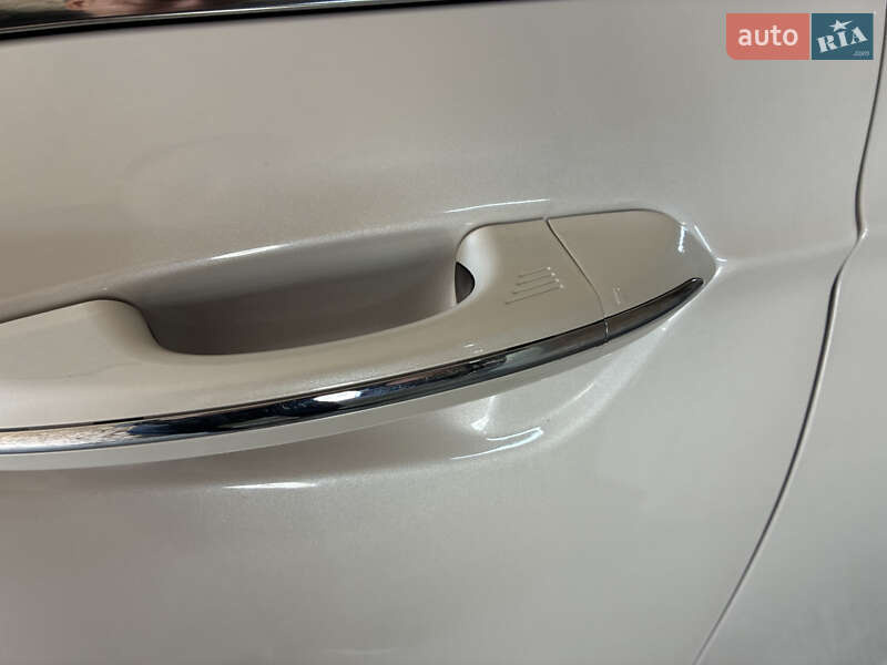 Седан Ford Fusion 2016 в Тернівці