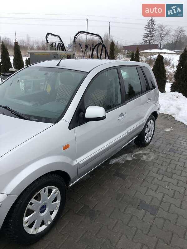 Хэтчбек Ford Fusion 2012 в Яворове