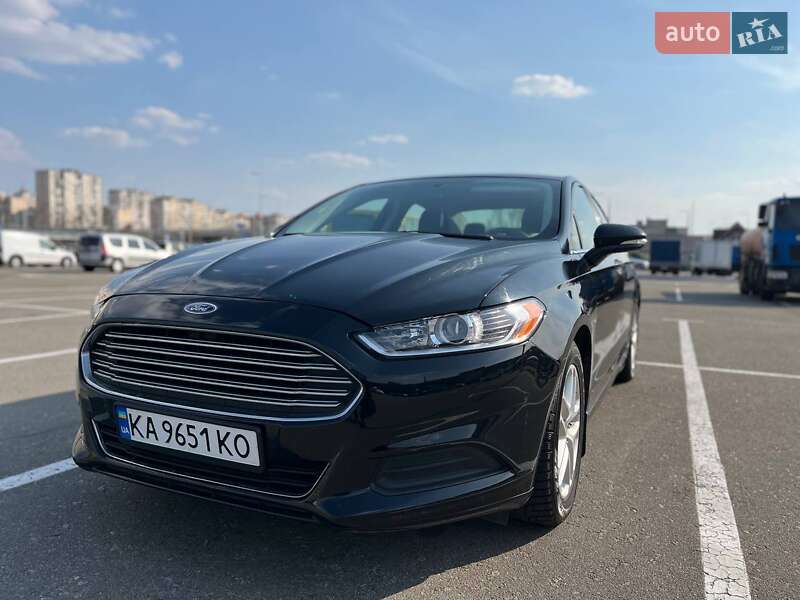 Ford Fusion 2015