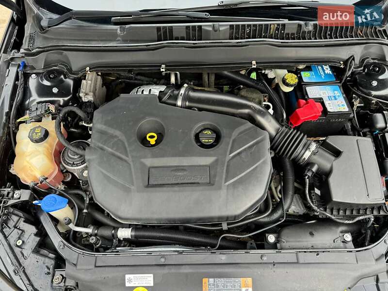 Седан Ford Fusion 2014 в Рівному