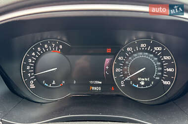 Седан Ford Fusion 2013 в 