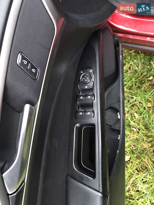 Седан Ford Fusion 2016 в Рожнятові
