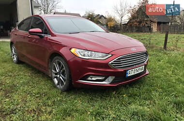 Седан Ford Fusion 2016 в 