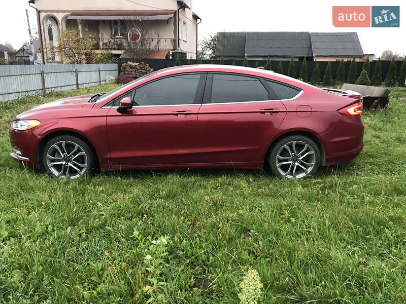 Седан Ford Fusion 2016 в Рожнятові