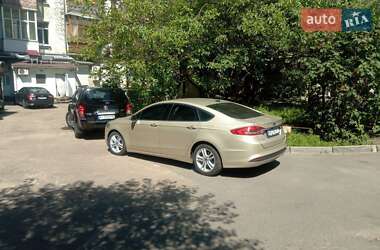 Седан Ford Fusion 2018 в Сквире