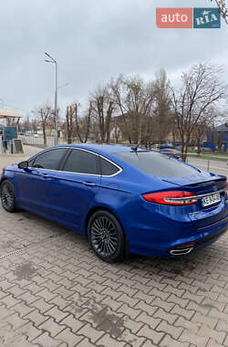 Седан Ford Fusion 2016 в 
