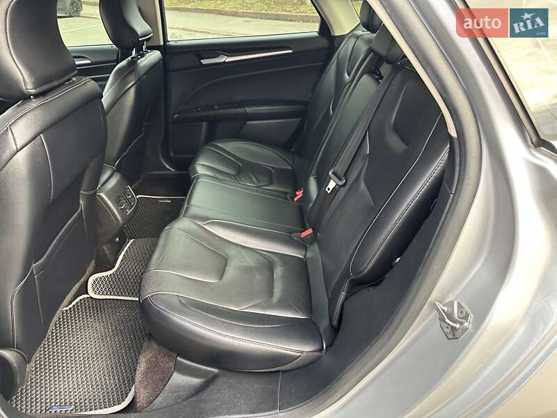 Седан Ford Fusion 2016 в Вінниці