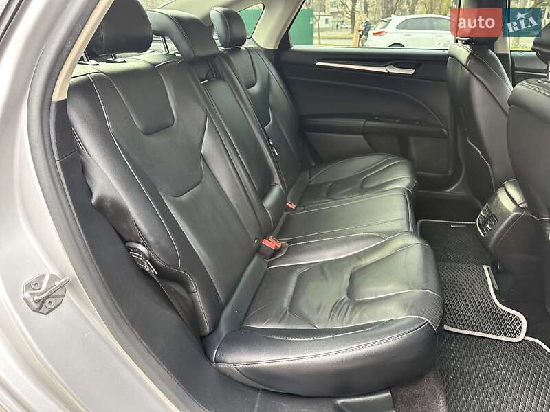 Седан Ford Fusion 2016 в Вінниці