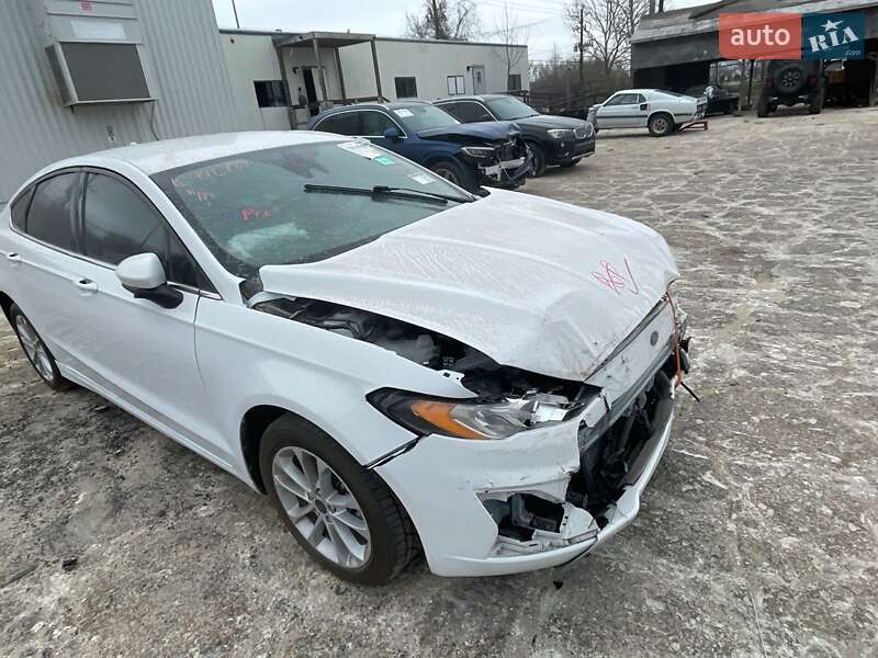 Седан Ford Fusion 2020 в Киеве