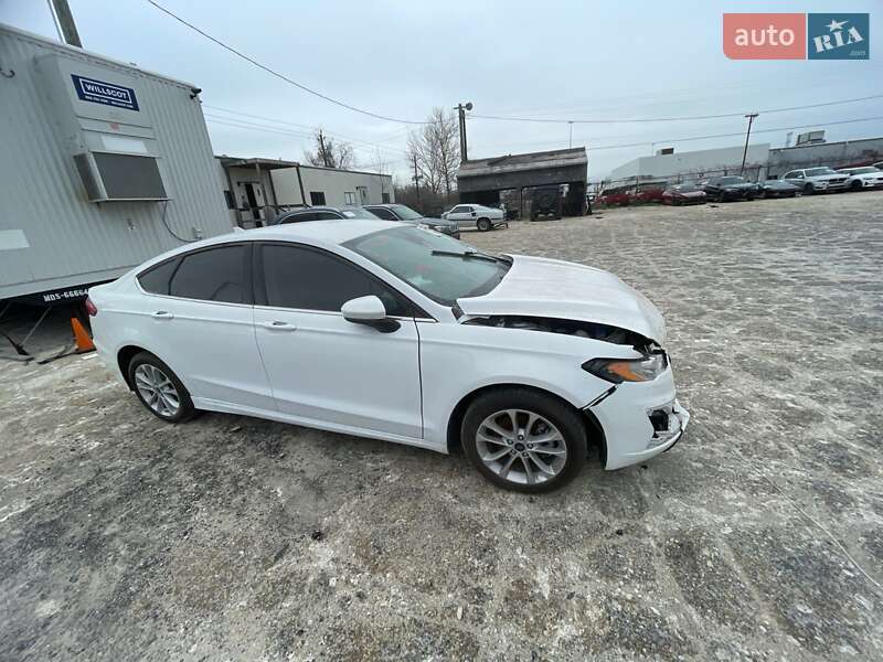 Седан Ford Fusion 2020 в Киеве