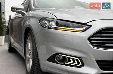 Седан Ford Fusion 2015 в 