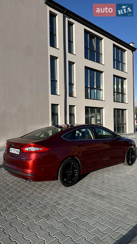 Седан Ford Fusion 2013 в Калуші
